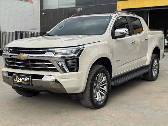 CHEVROLET S10 2.8 16V TURBO DIESEL HIGH COUNTRY CD 4X4 AUTOMÁTICO
